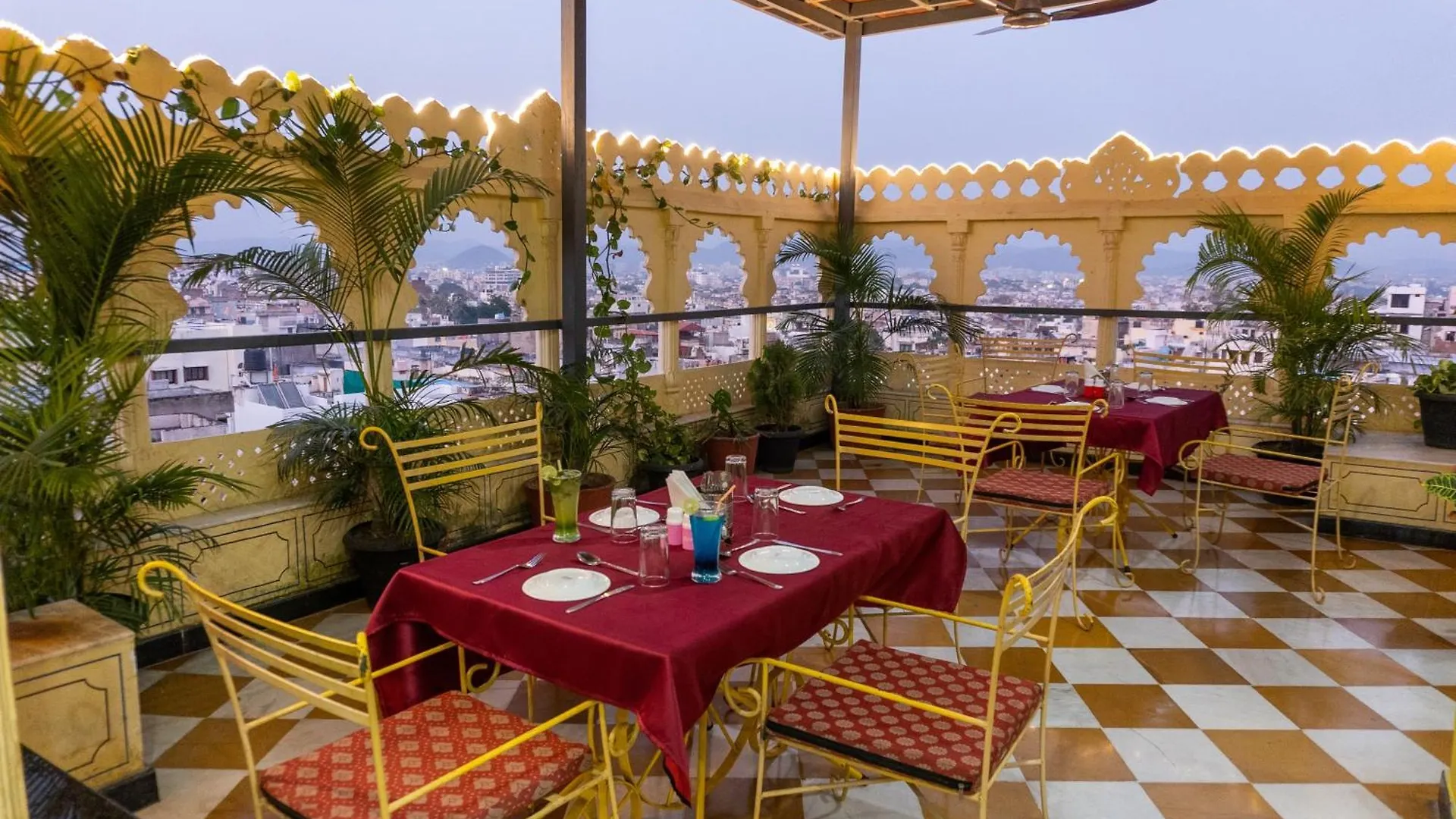 Treebo The Fresco Lake Pichola Udaipur 3*,