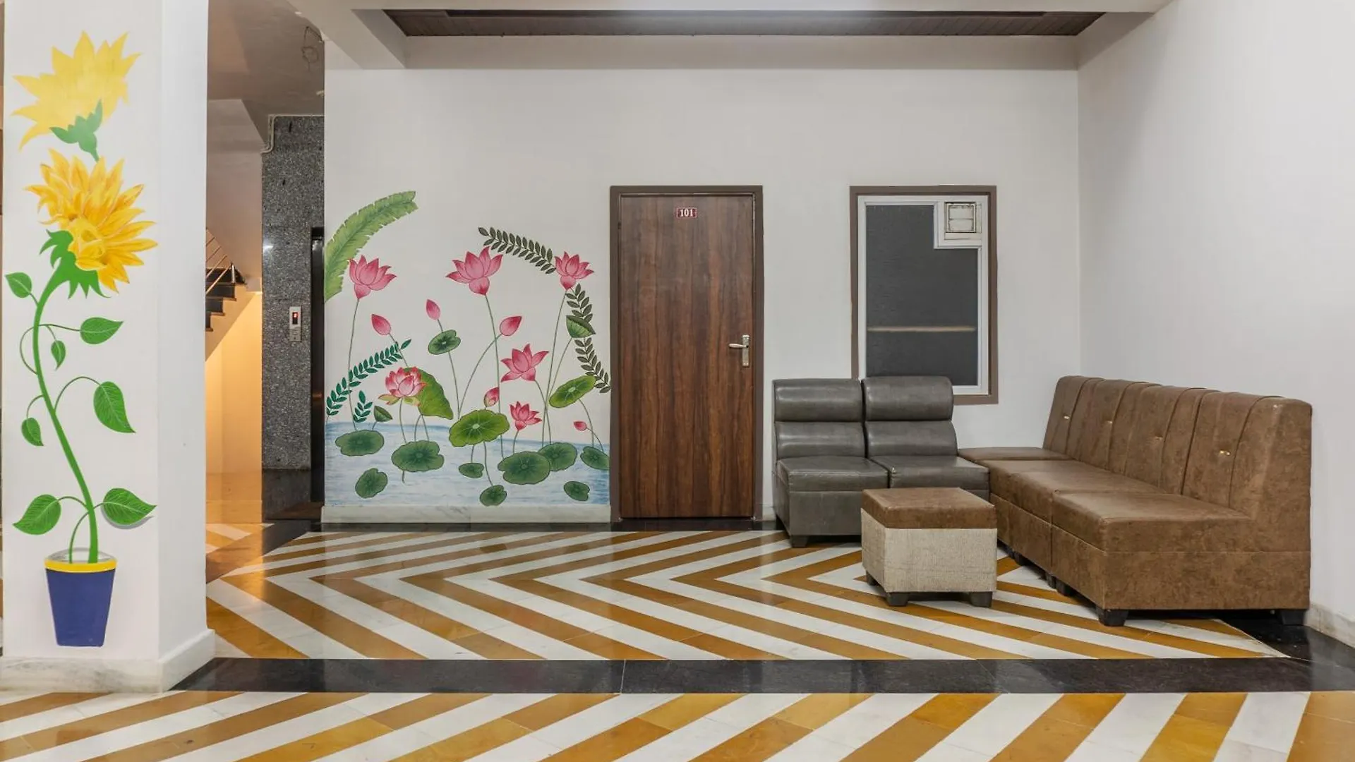 Hotel Treebo The Fresco Lake Pichola Udaipur